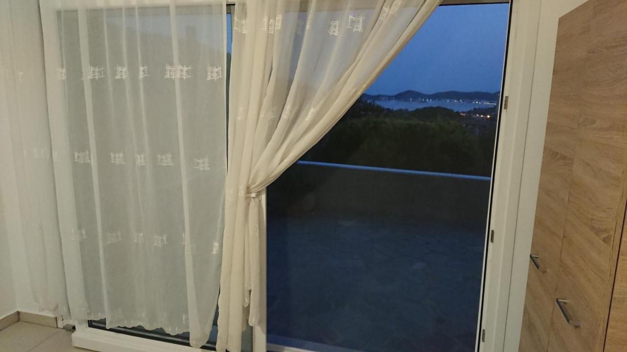 Apartment Ithakis Nea Iraklitsa Buitenkant foto